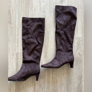 BRAND NEW Banana Republic Dark Brown Boots